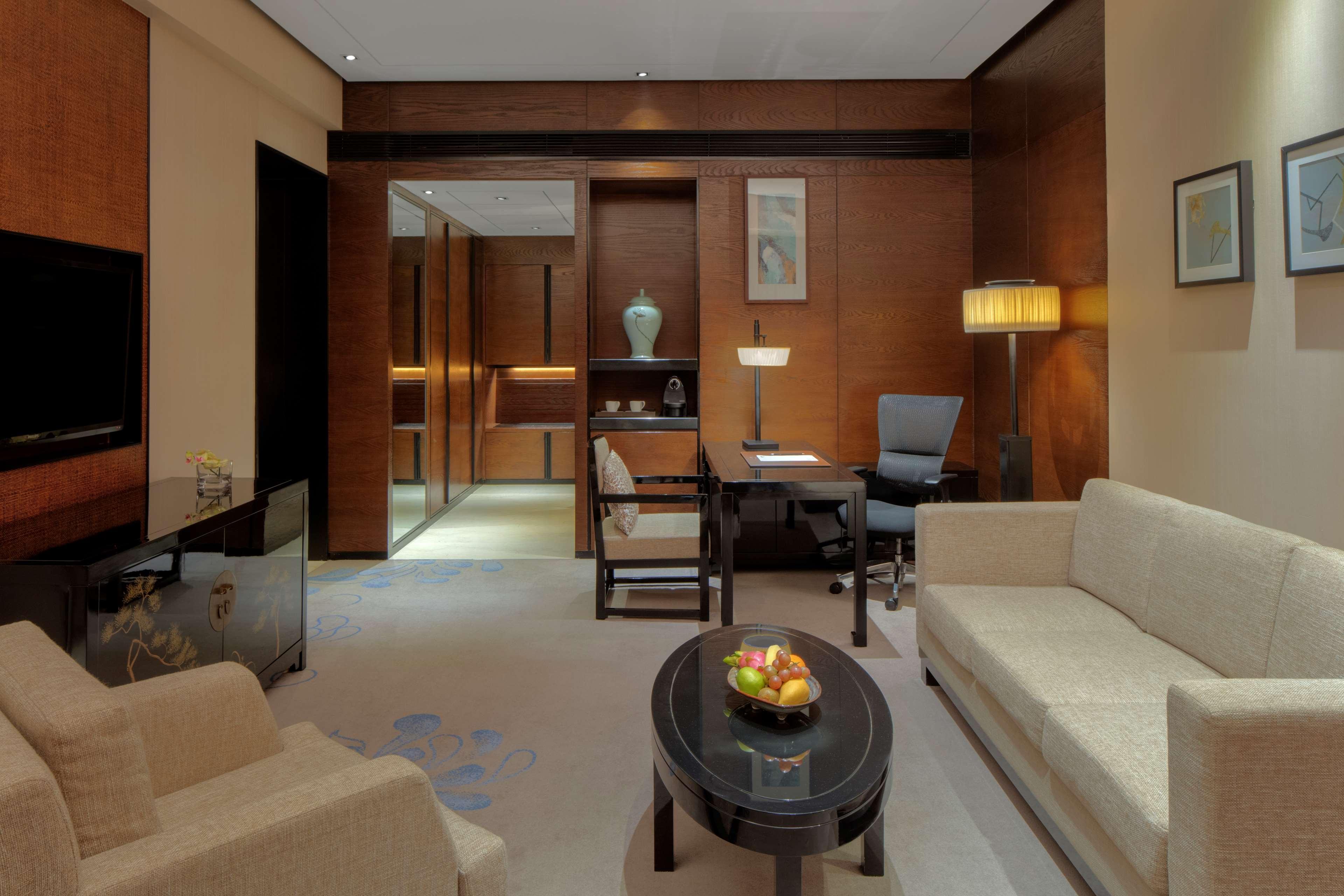 Chongqing Ronghui Grand Hotel Buitenkant foto